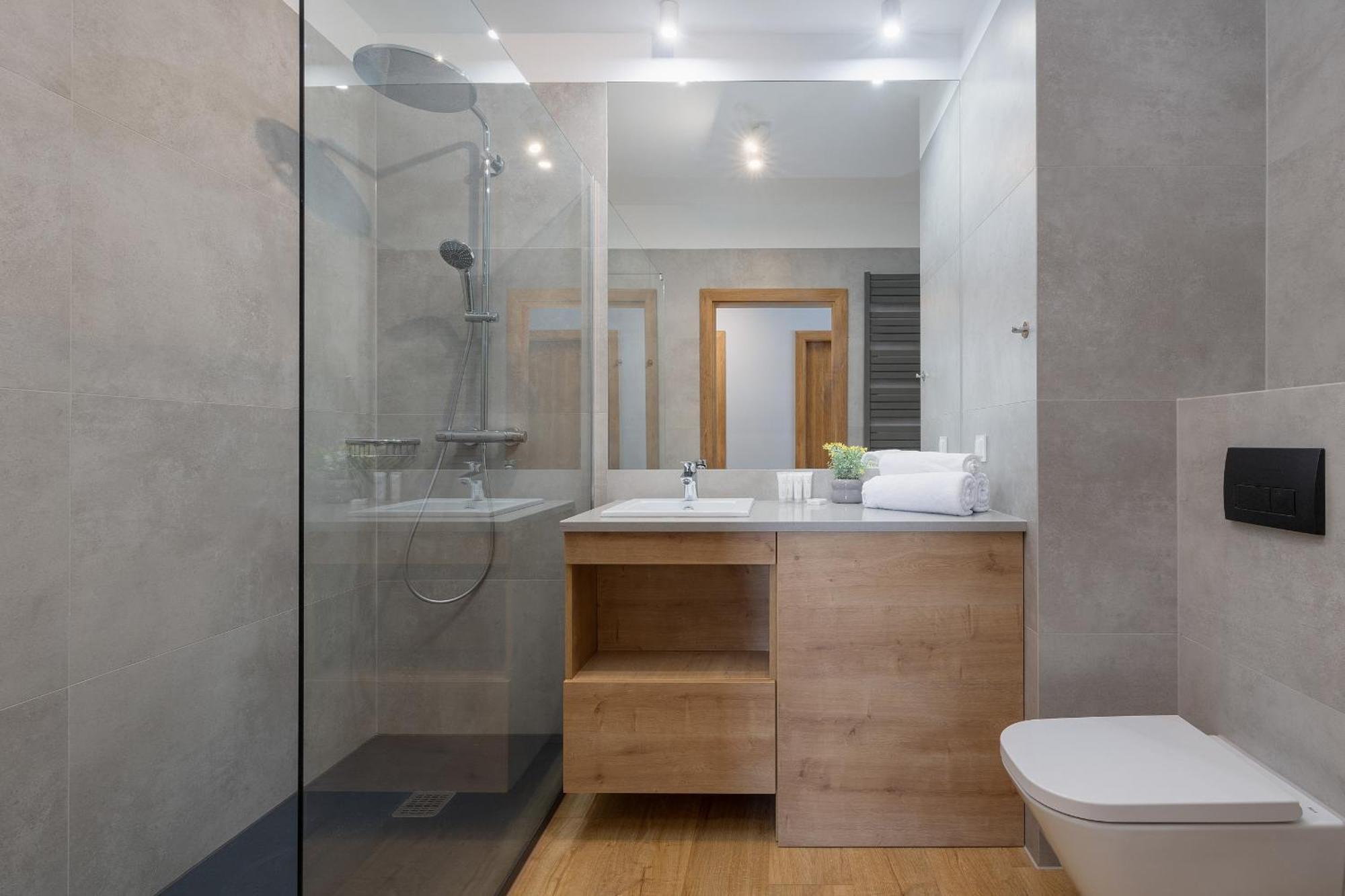 Apartment Nowoczesny Z Parkingiem W Centrum Szczecina By Renters *